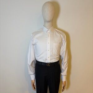 Kirkland Signature White Dress Shirt 16.5 34/35 Traditional Fit Non-Iron